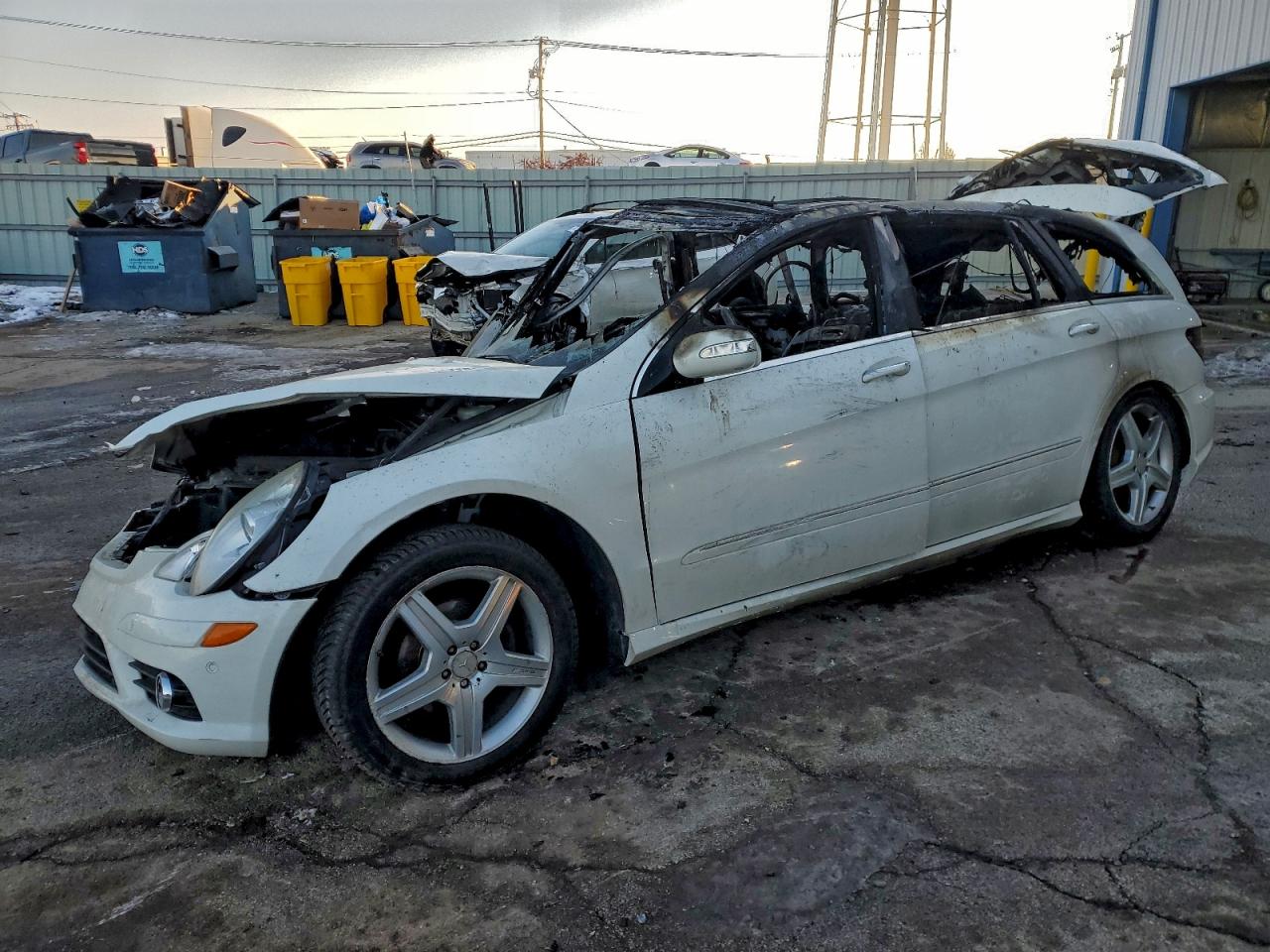 2010 MERCEDES-BENZ R