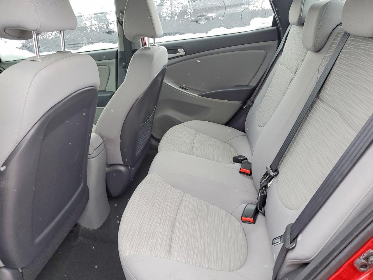 2017 HYUNDAI ACCENT SE photo 10