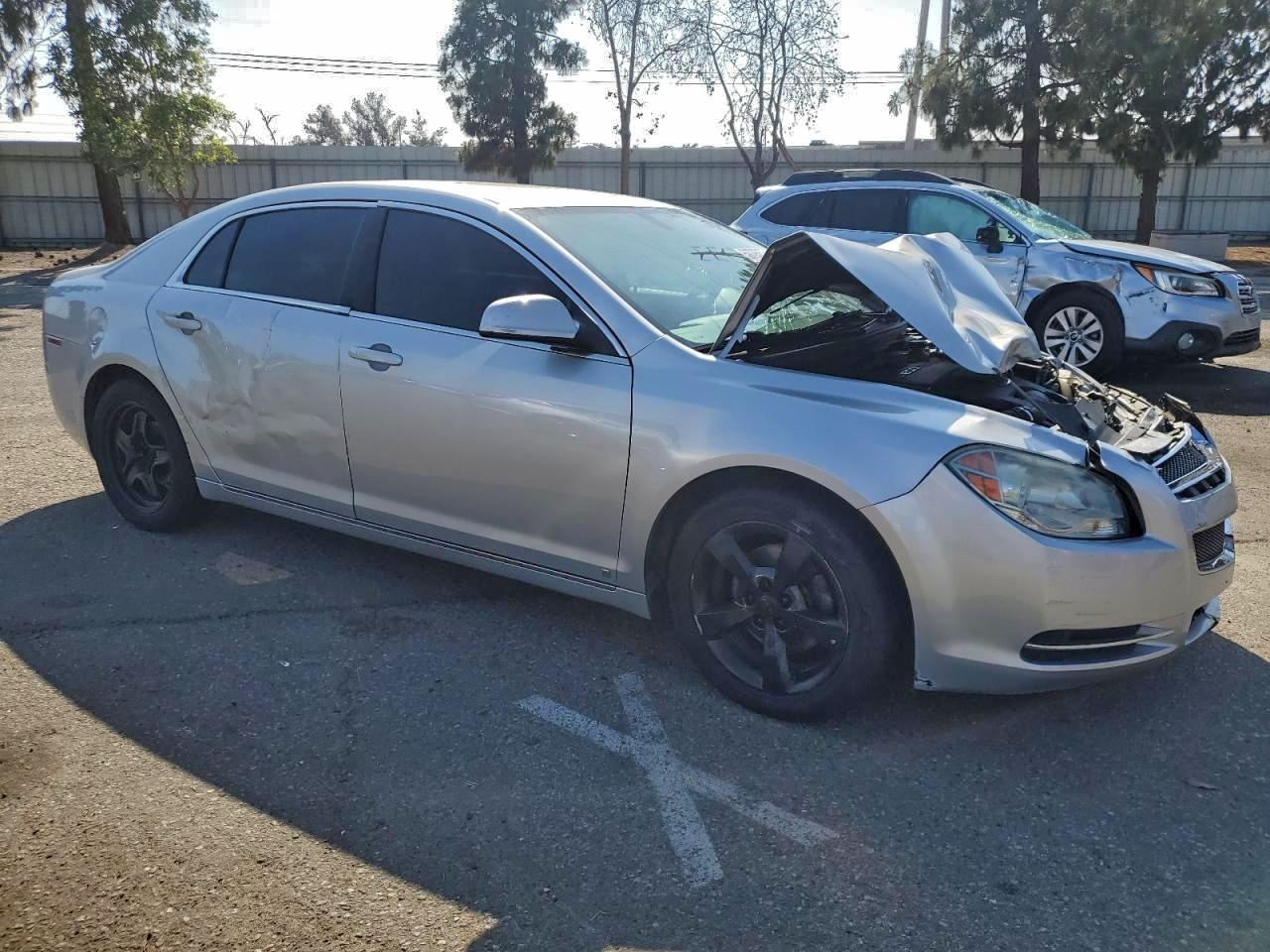 2009 CHEVROLET MALIBU 1LT photo 4
