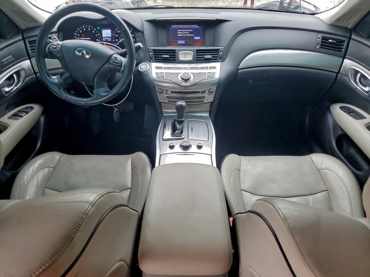 2018 INFINITI Q70L 3.7 LUXE photo 8