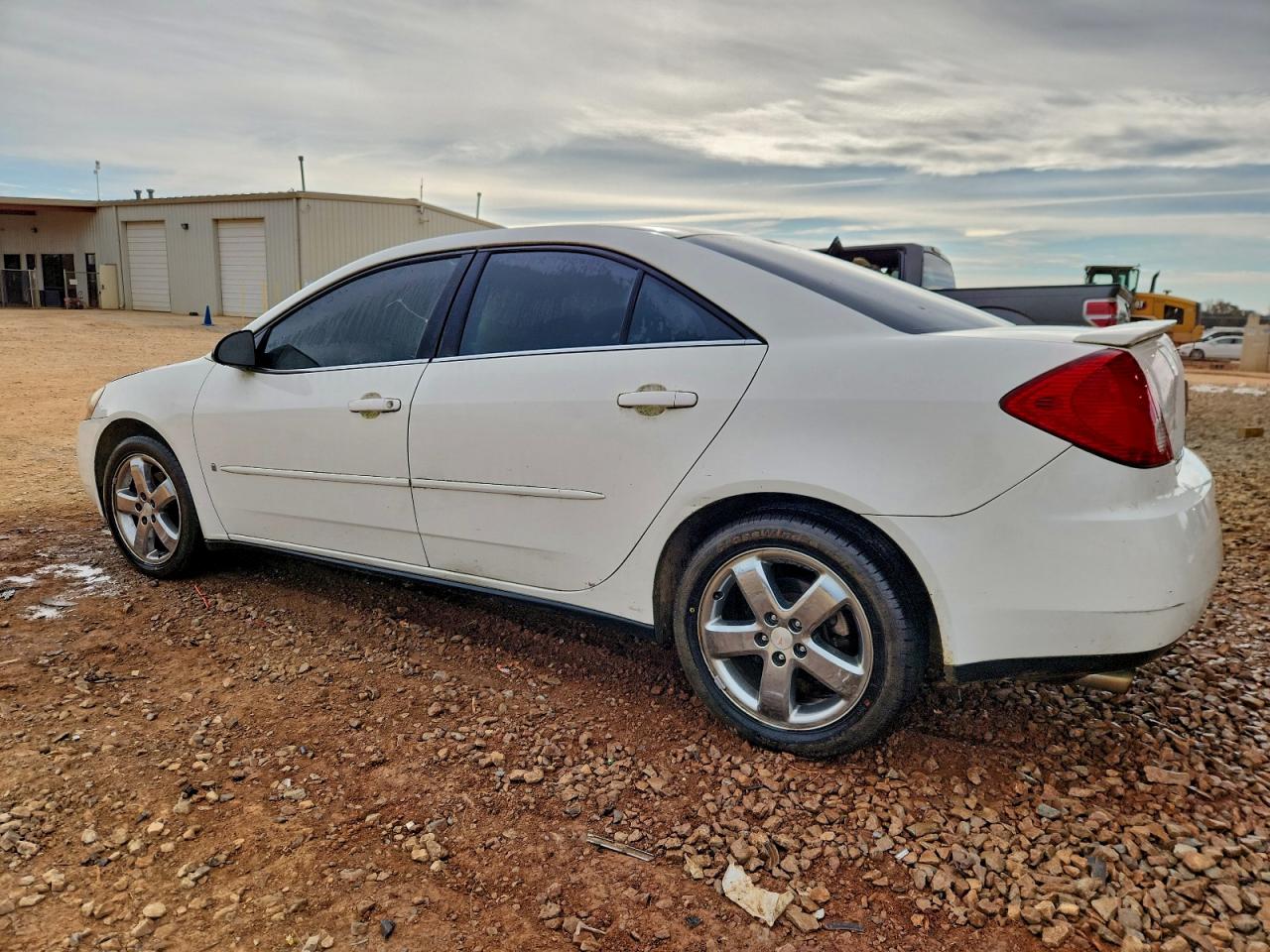 2007 PONTIAC G6 GT photo 2