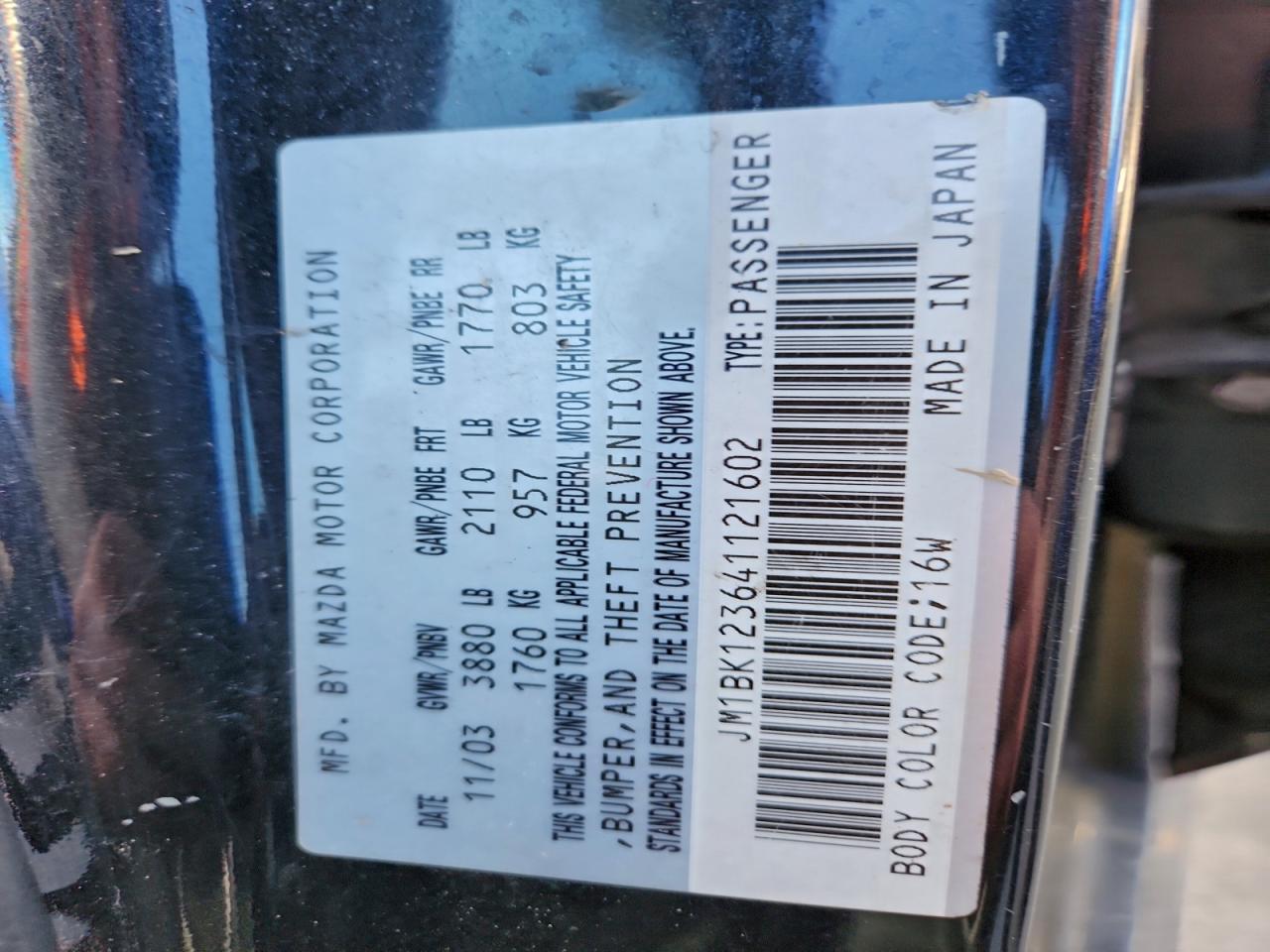 2004 MAZDA 3 S photo 12