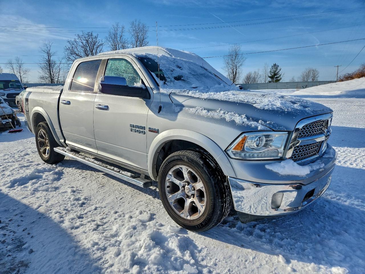2014 RAM 1500 LARAMIE photo 4
