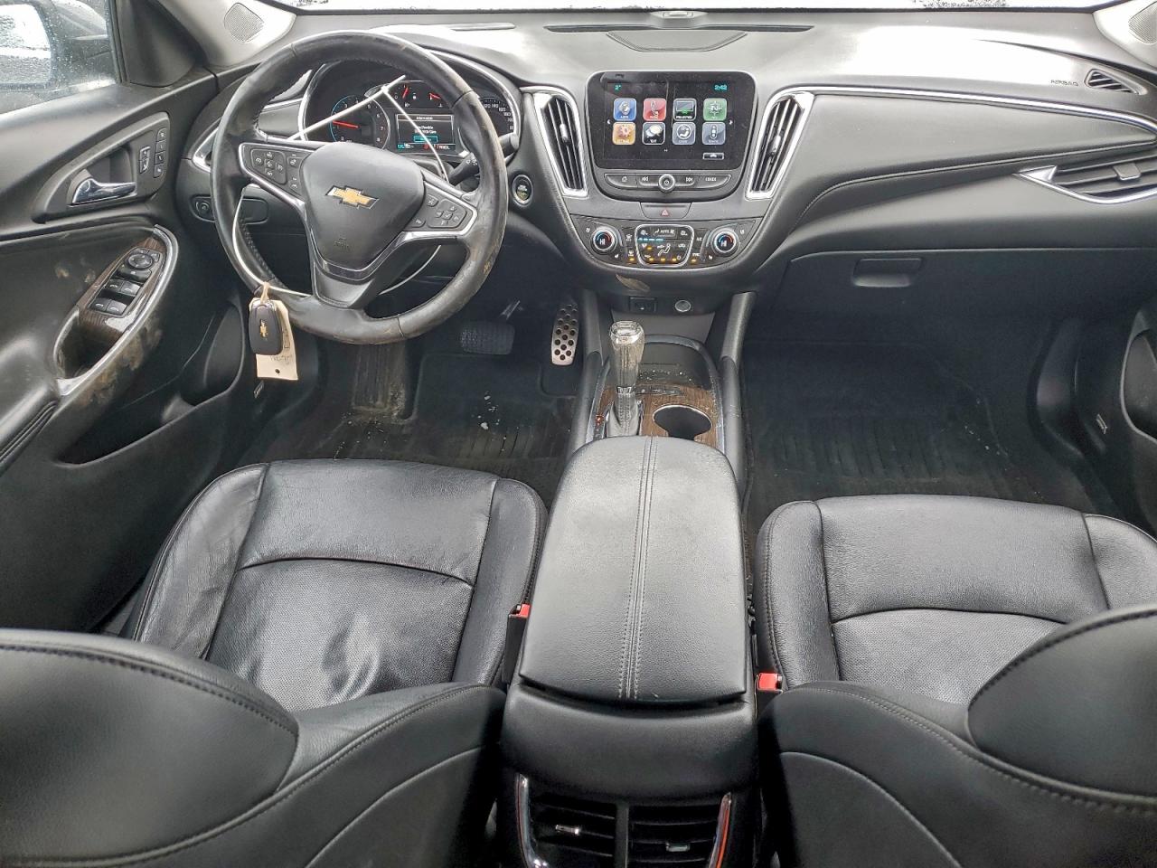 2017 CHEVROLET MALIBU PREMIER photo 8