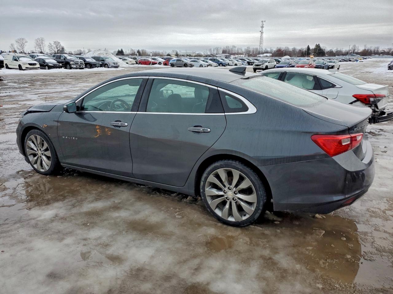 2017 CHEVROLET MALIBU PREMIER photo 2