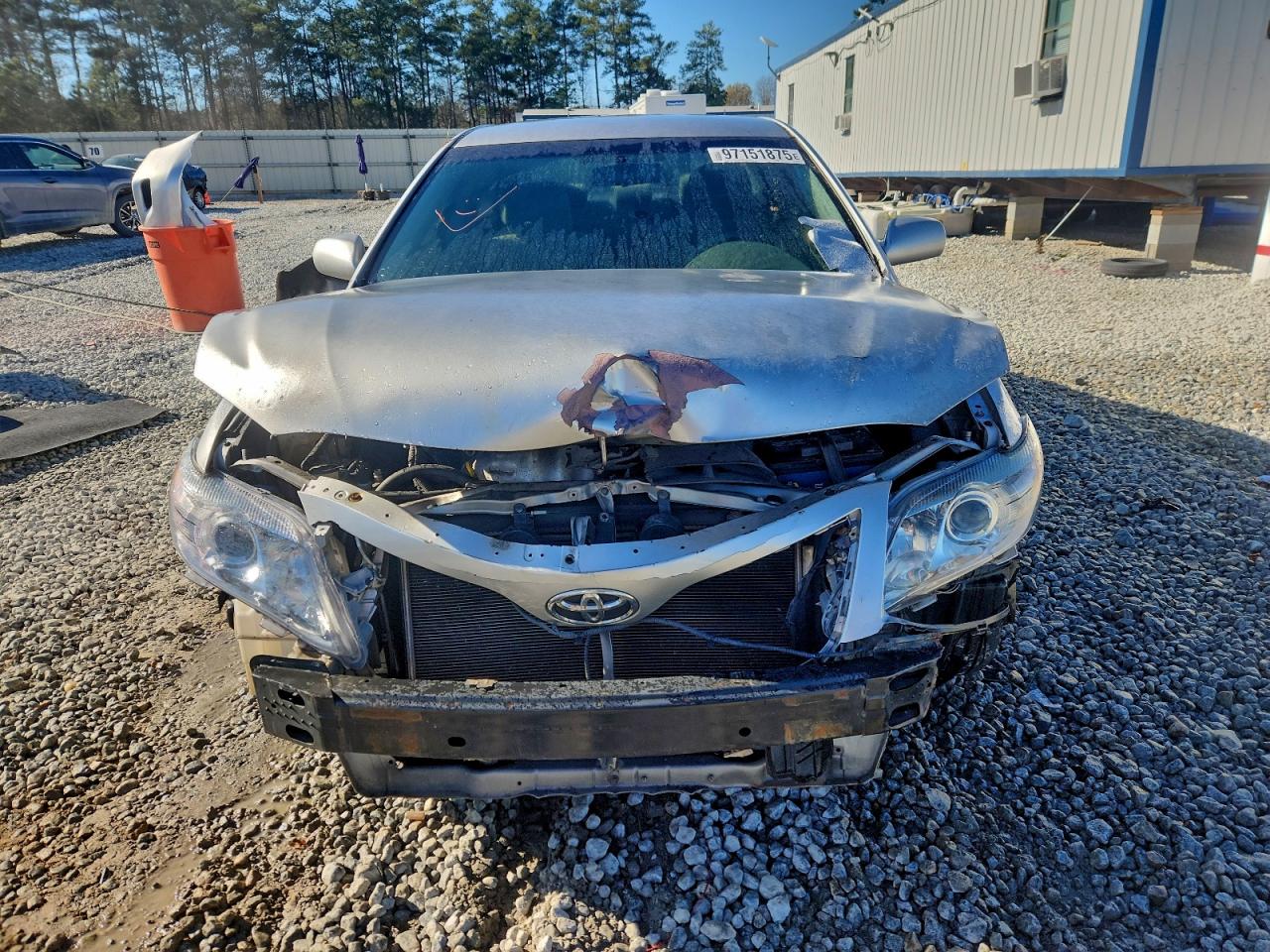 2011 TOYOTA CAMRY BASE photo 5