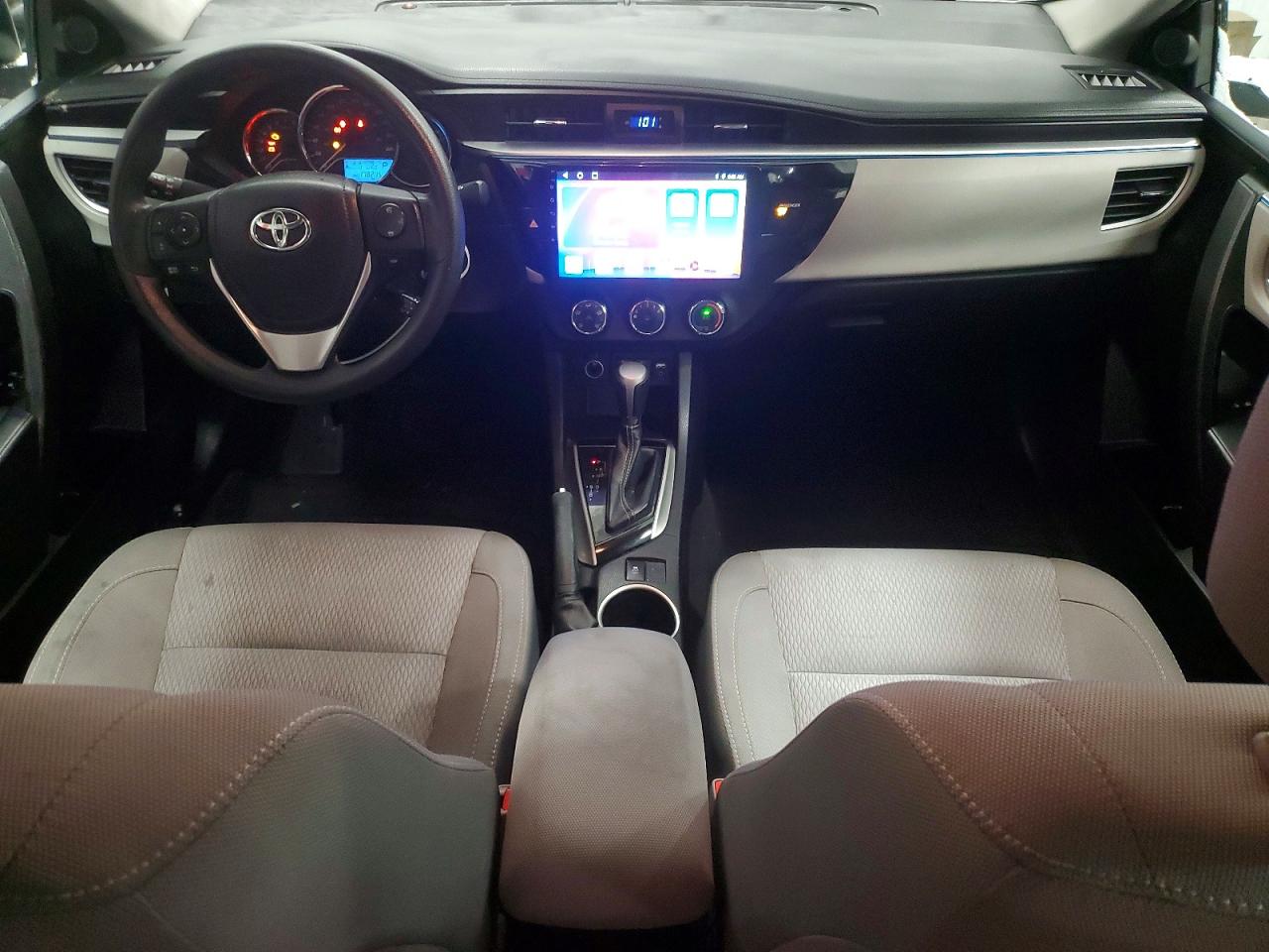 2016 TOYOTA COROLLA L photo 8