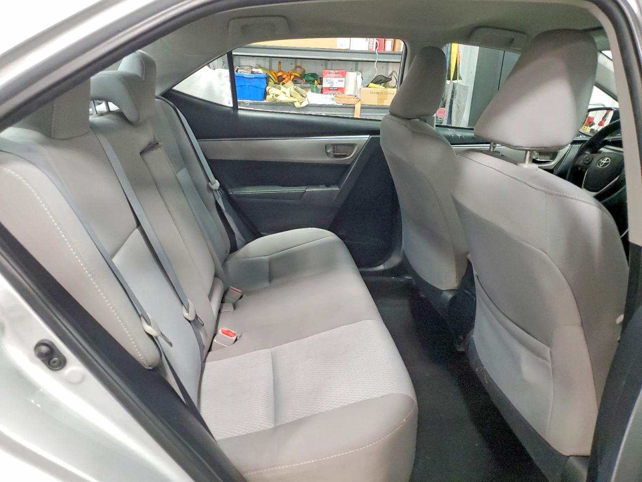 2016 TOYOTA COROLLA L photo 10
