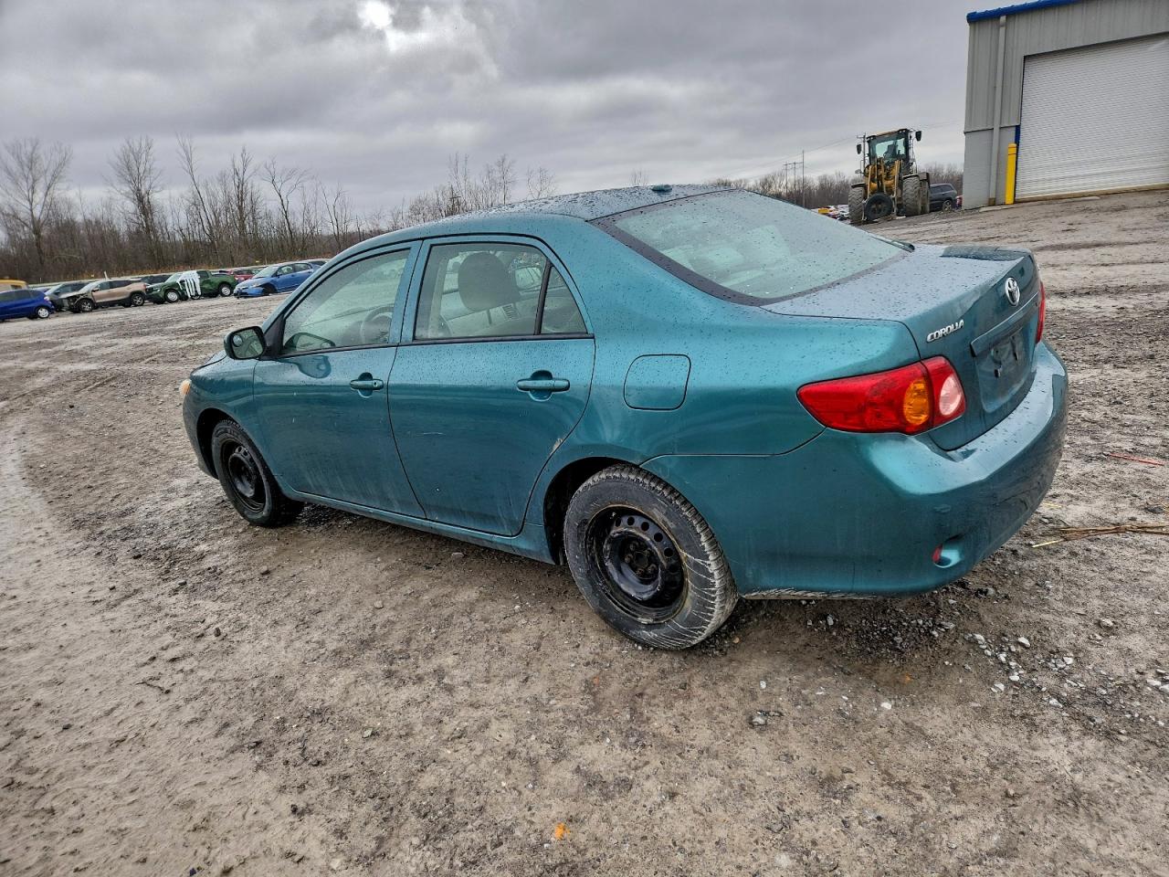 2010 TOYOTA COROLLA BASE photo 4