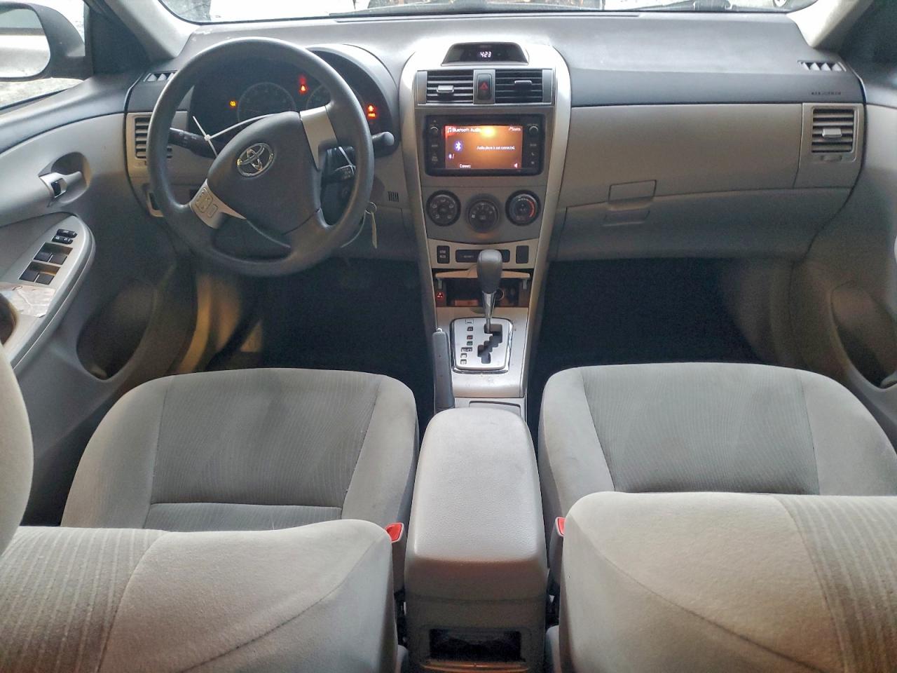 2013 TOYOTA COROLLA BASE photo 22