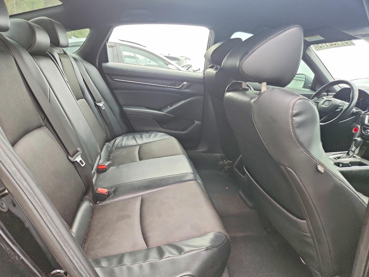 2018 HONDA ACCORD SPORT photo 10