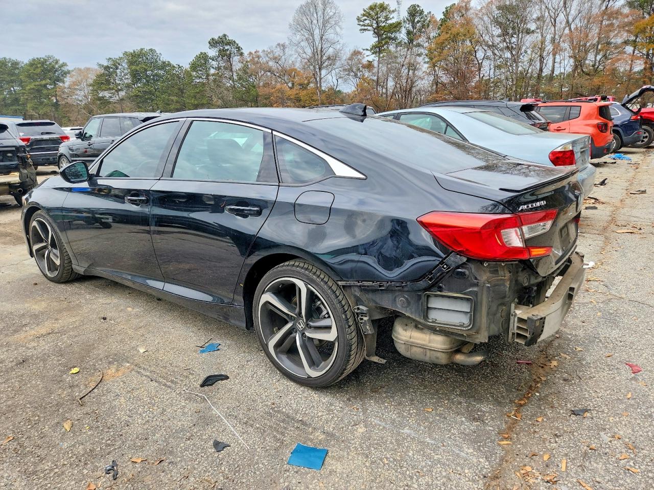 2018 HONDA ACCORD SPORT photo 2