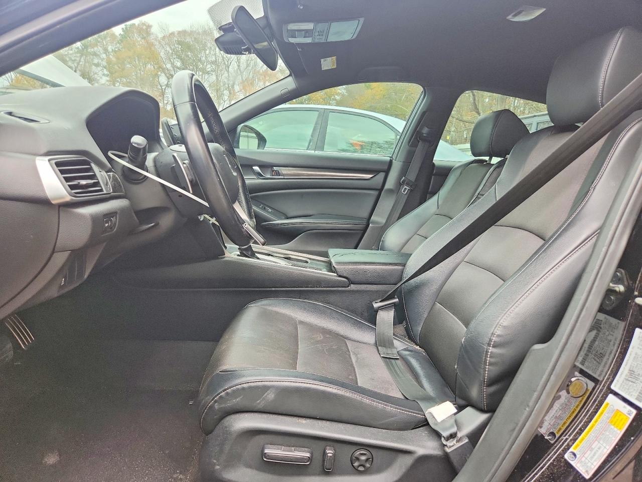 2018 HONDA ACCORD SPORT photo 7