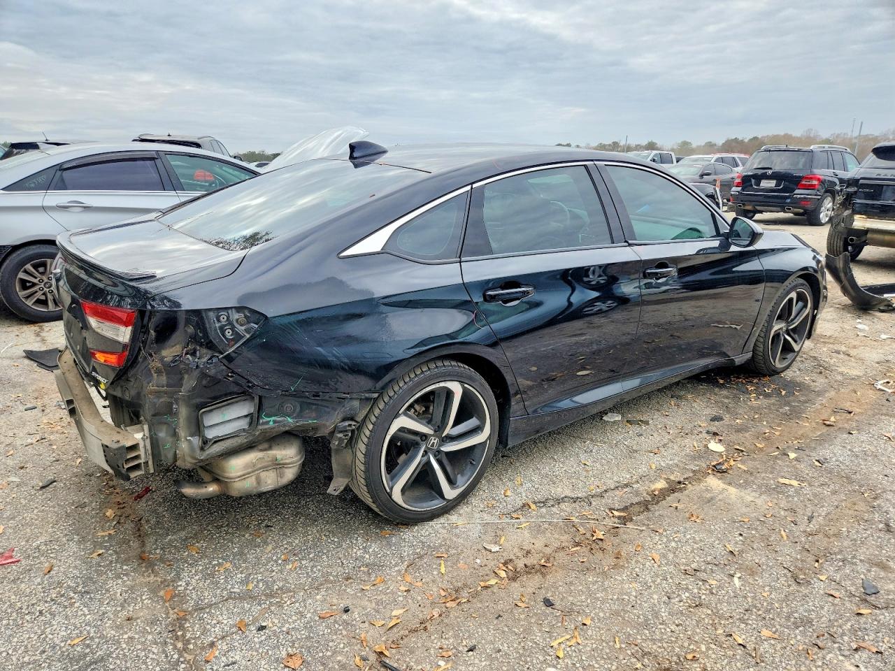 2018 HONDA ACCORD SPORT photo 3