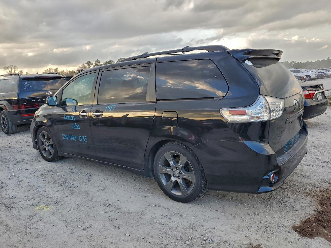 2015 TOYOTA SIENNA SPORT photo 2