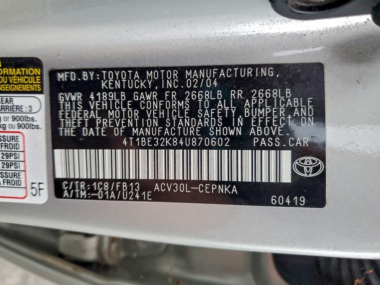 2004 TOYOTA CAMRY LE photo 12