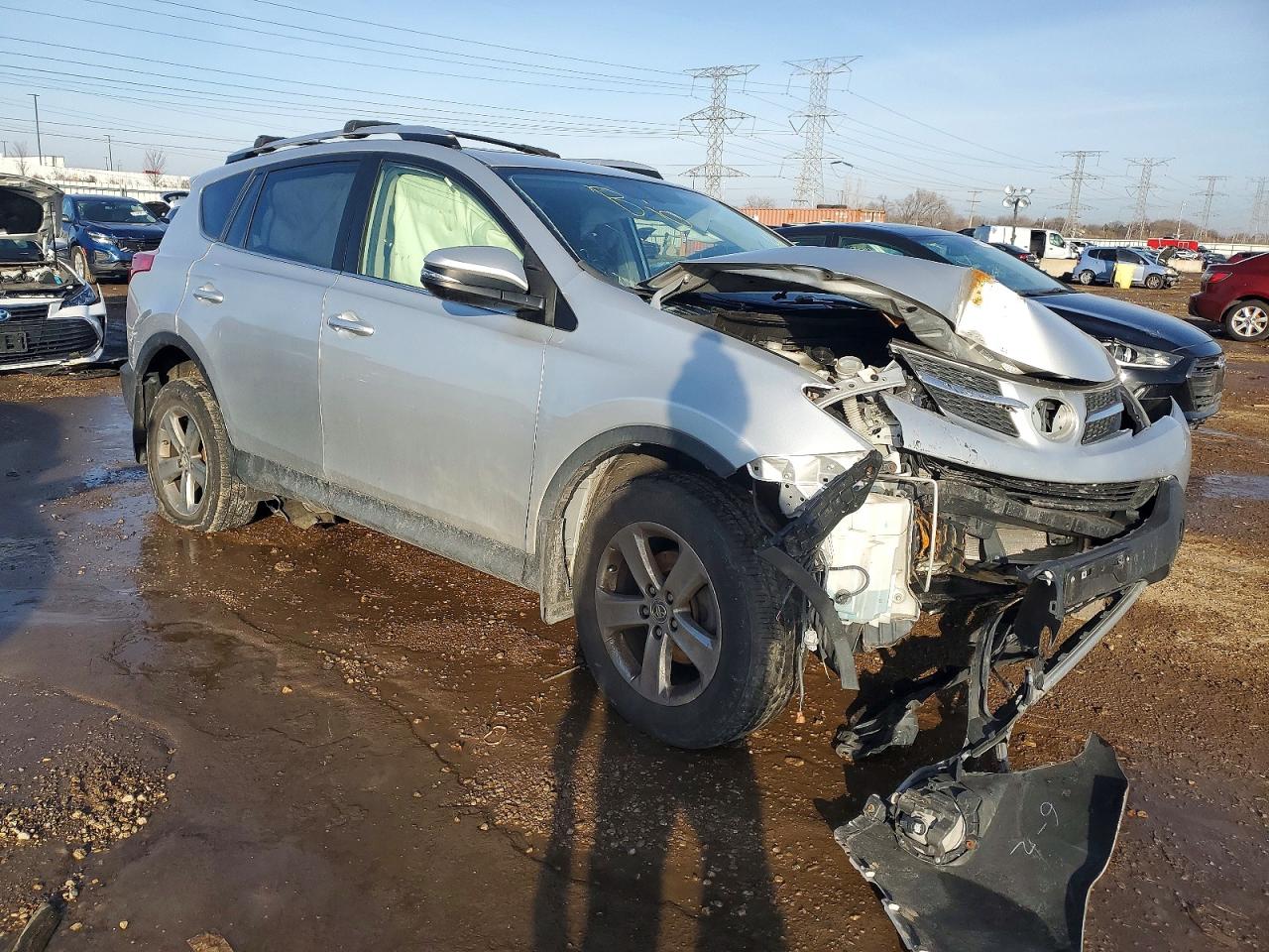 2015 TOYOTA RAV4 XLE photo 7
