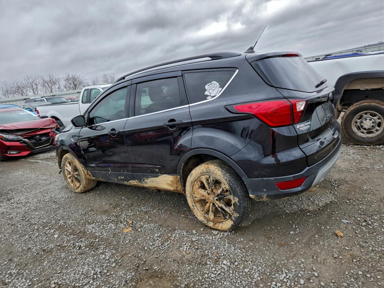 2019 FORD ESCAPE SEL photo 2