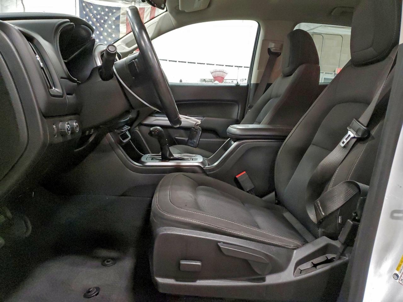 2020 CHEVROLET COLORADO LT photo 7