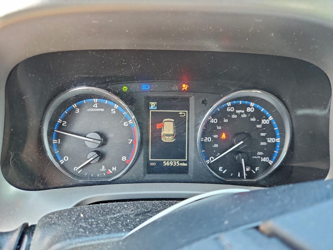 2016 TOYOTA RAV4 XLE photo 17