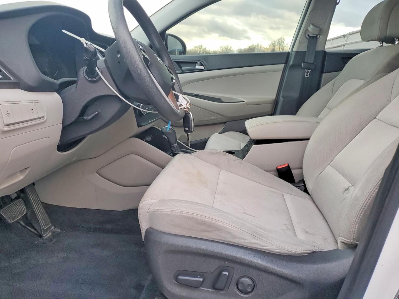 2017 HYUNDAI TUCSON LIMITED photo 13
