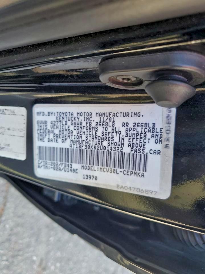 2002 TOYOTA CAMRY LE photo 12