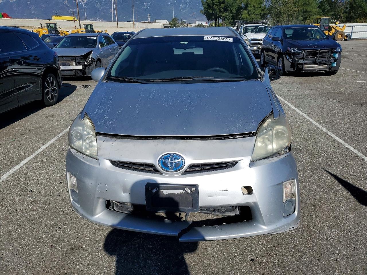 2011 TOYOTA PRIUS photo 5