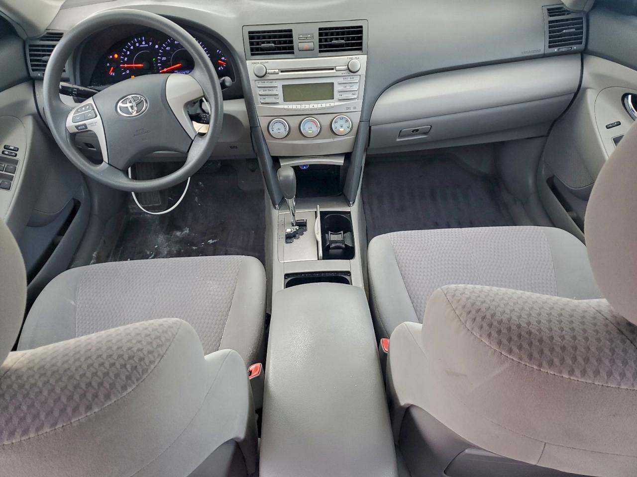 2011 TOYOTA CAMRY BASE photo 15