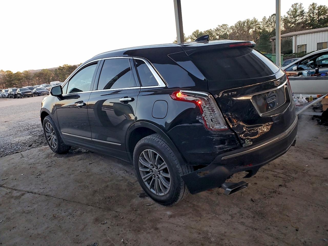 2018 CADILLAC XT5 LUXURY photo 3