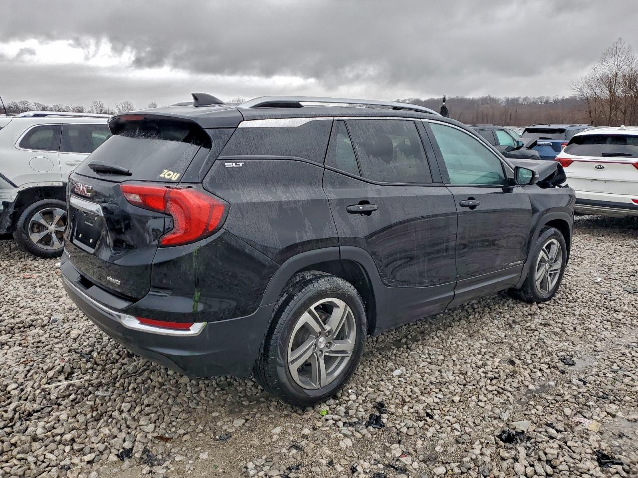 2019 GMC TERRAIN SLT photo 5