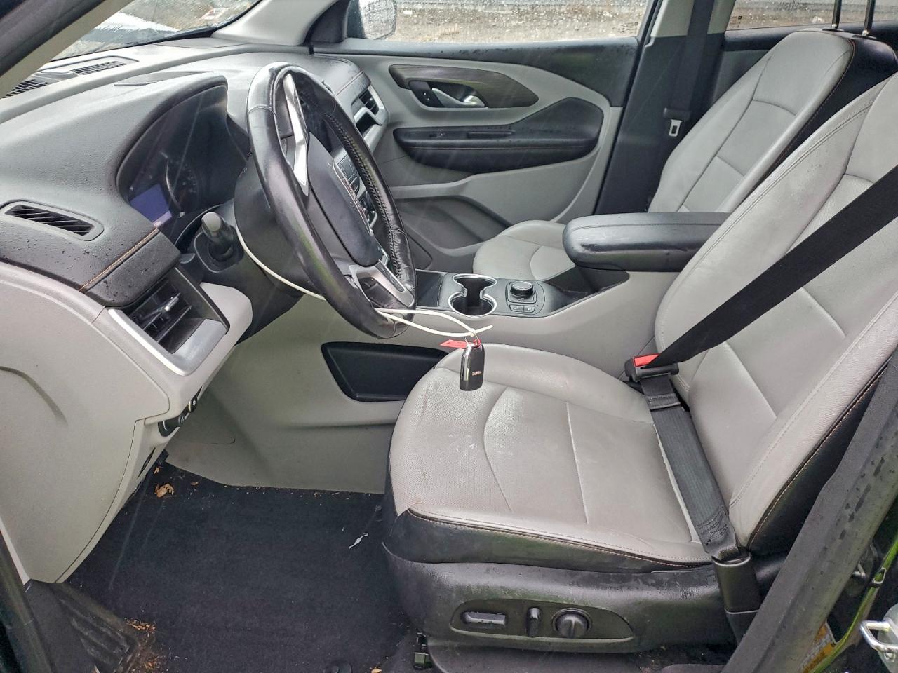 2019 GMC TERRAIN SLT photo 13