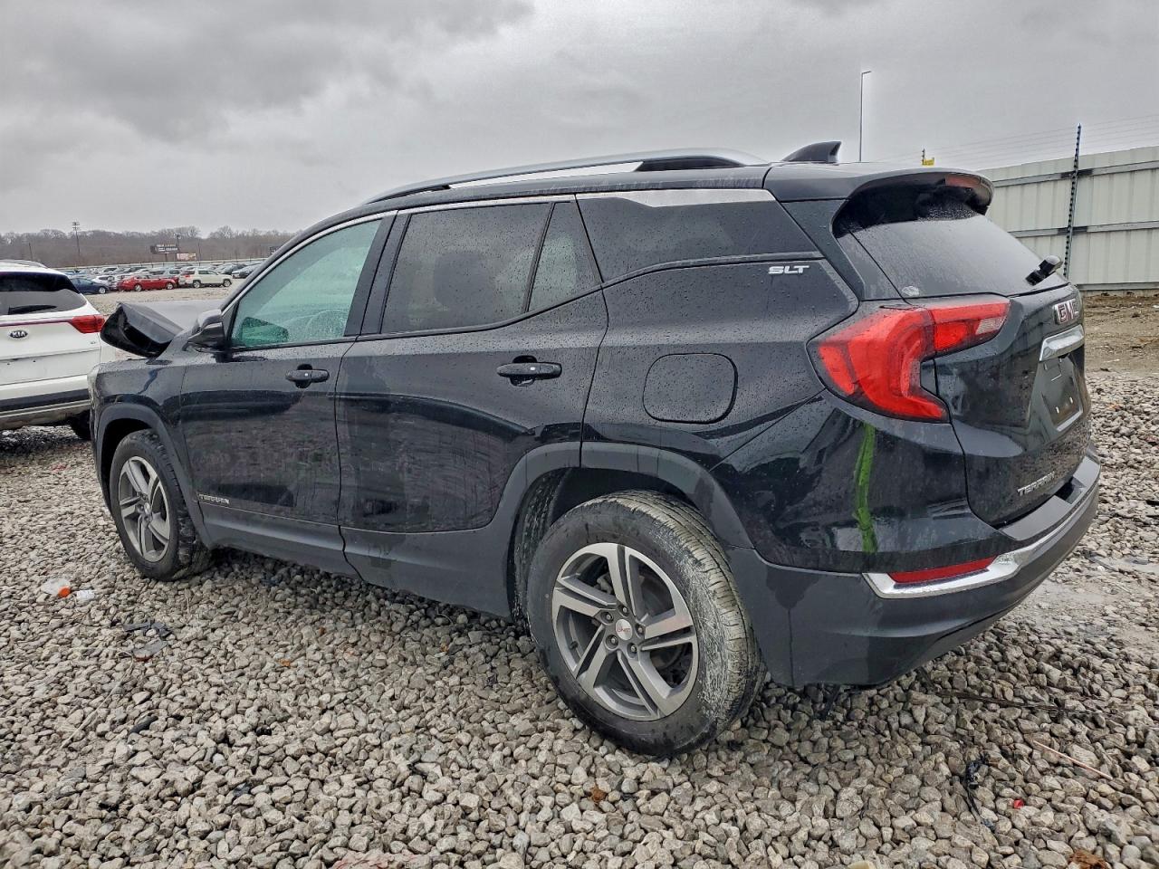 2019 GMC TERRAIN SLT photo 3
