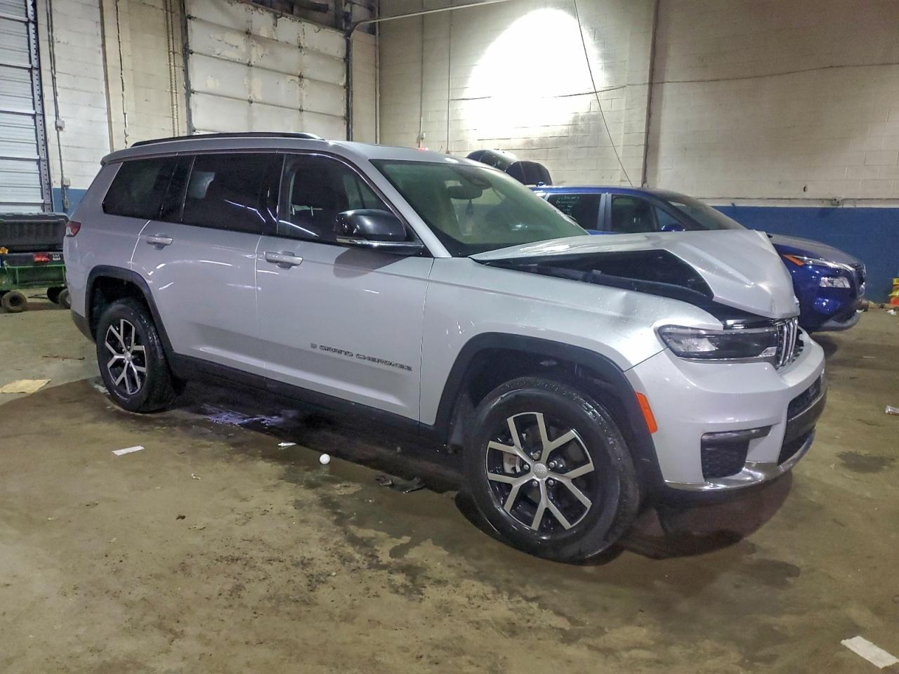 2023 JEEP GRAND CHEROKEE L LIMITED photo 4