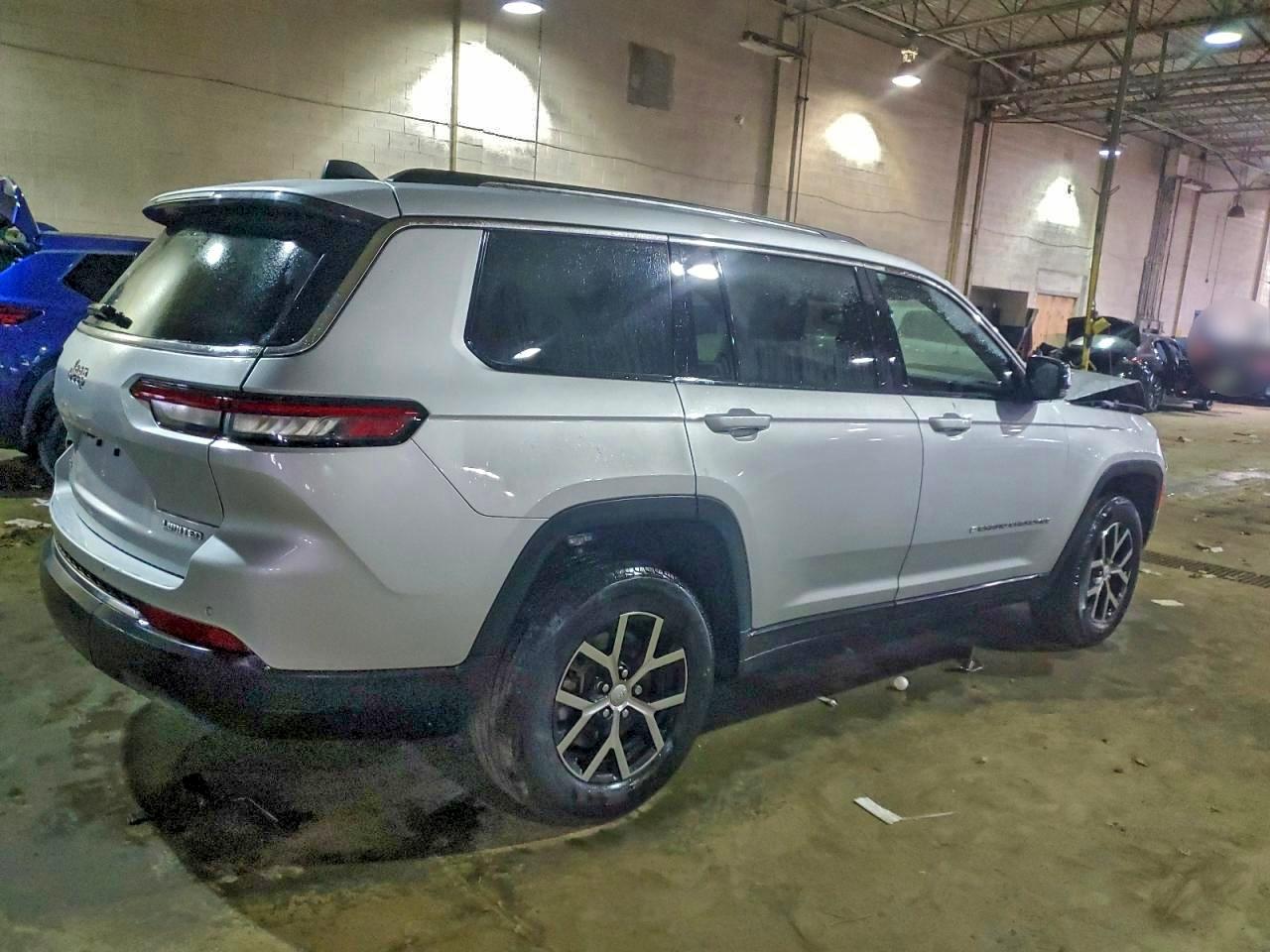 2023 JEEP GRAND CHEROKEE L LIMITED photo 3