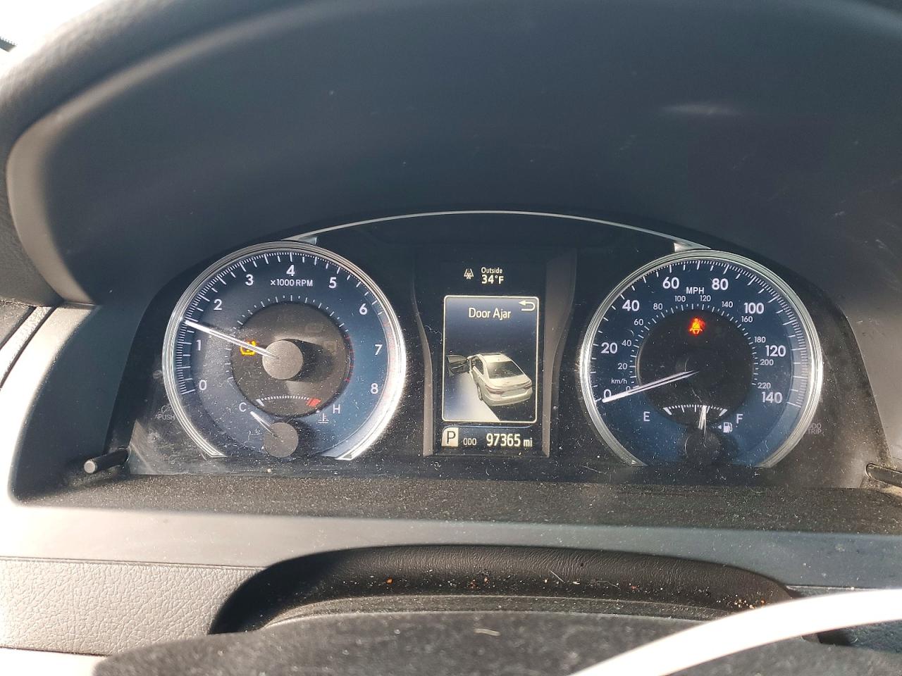 2017 TOYOTA CAMRY LE photo 17