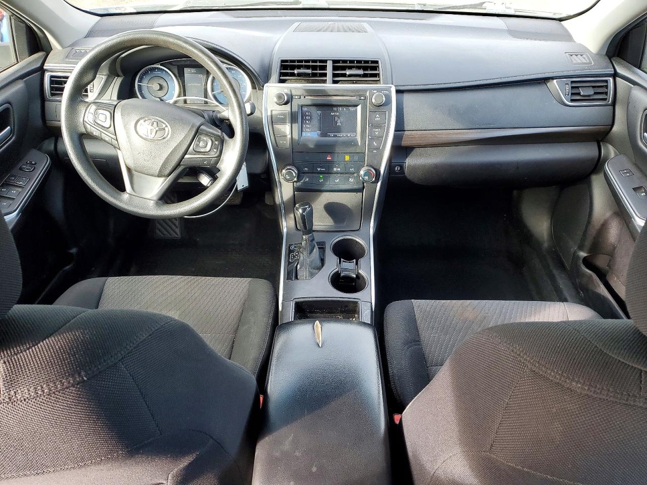 2017 TOYOTA CAMRY LE photo 15