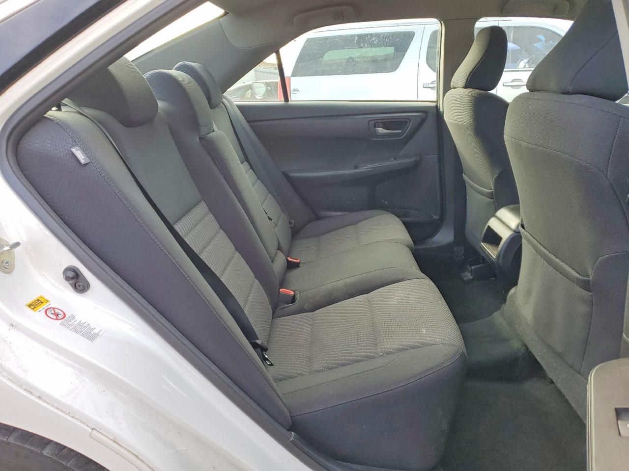 2017 TOYOTA CAMRY LE photo 19