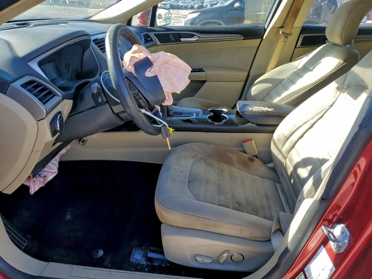 2014 FORD FUSION SE photo 13