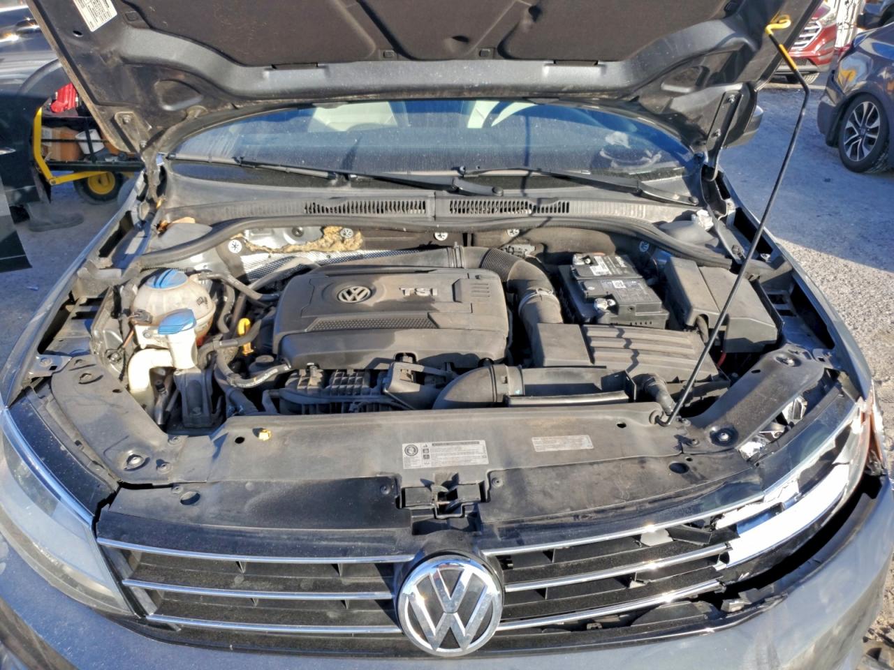 2016 VOLKSWAGEN JETTA SPORT photo 21
