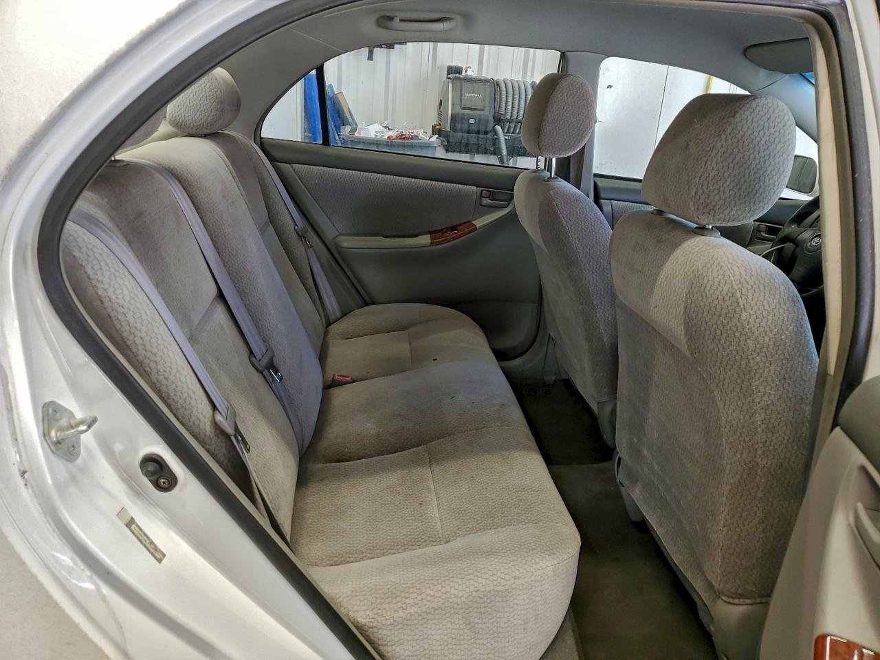 2003 TOYOTA COROLLA CE photo 19