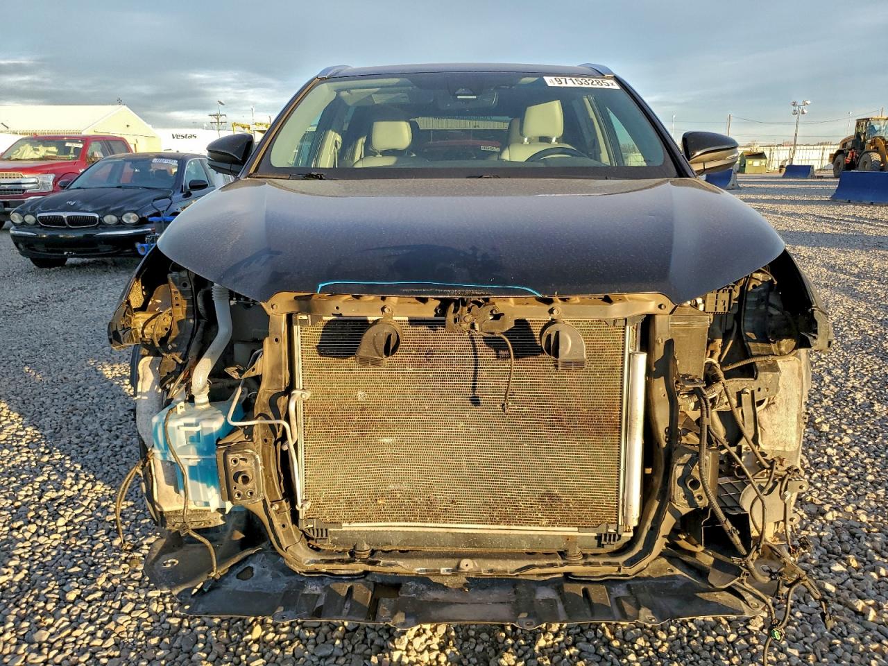 2019 TOYOTA HIGHLANDER SE photo 9