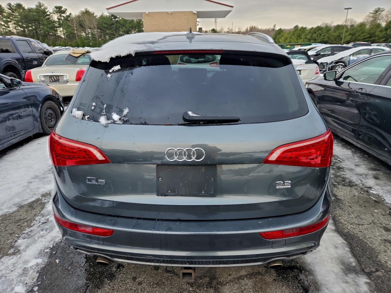 2012 AUDI Q5 PREMIUM PLUS photo 6