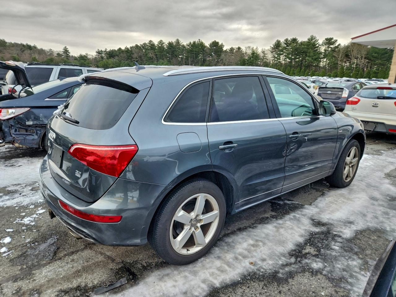 2012 AUDI Q5 PREMIUM PLUS photo 3