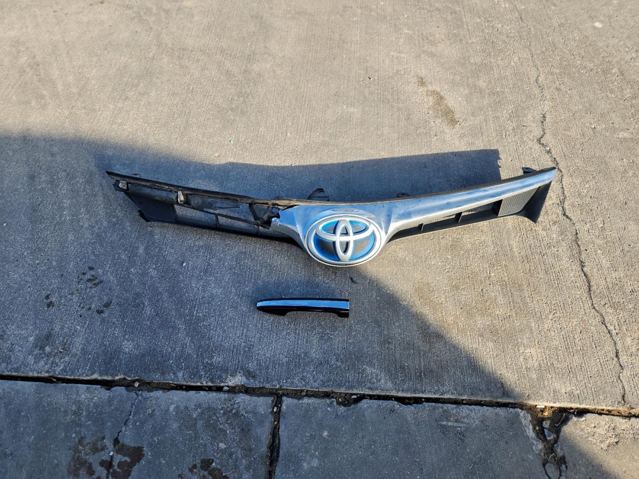 2016 TOYOTA AVALON HYBRID photo 23