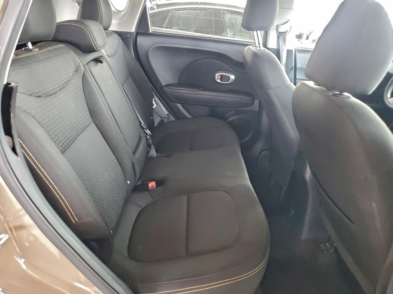 2014 KIA SOUL + photo 19