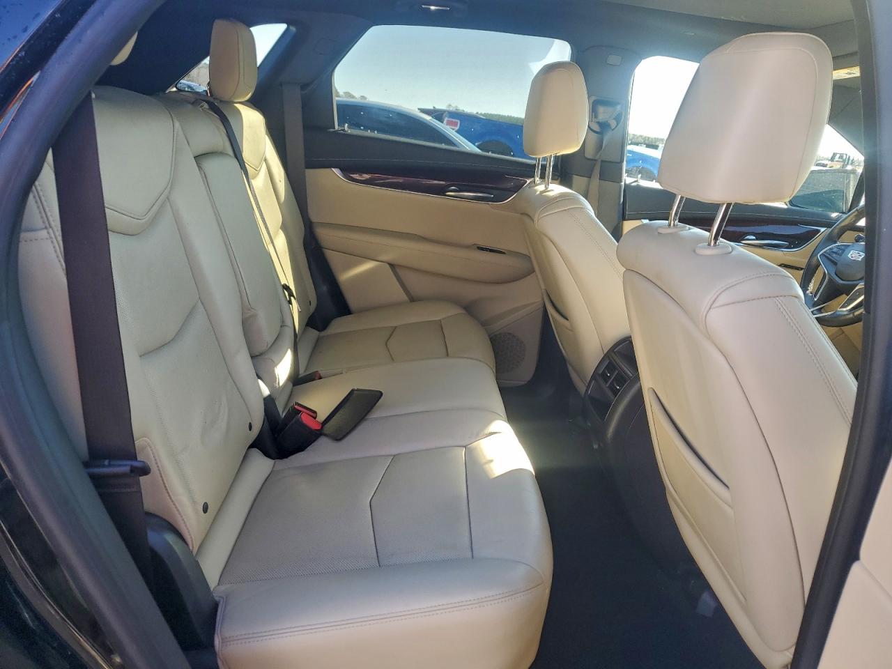 2017 CADILLAC XT5 LUXURY photo 10