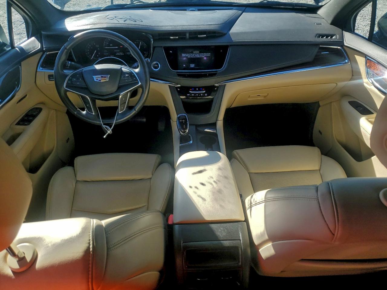 2017 CADILLAC XT5 LUXURY photo 8