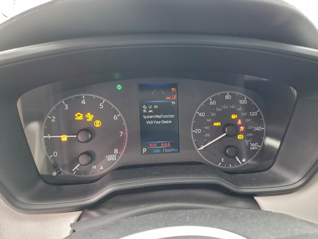 2024 TOYOTA COROLLA LE photo 25