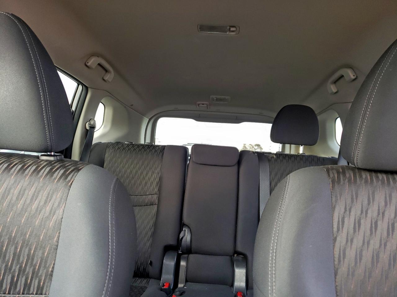 2018 NISSAN ROGUE S photo 10