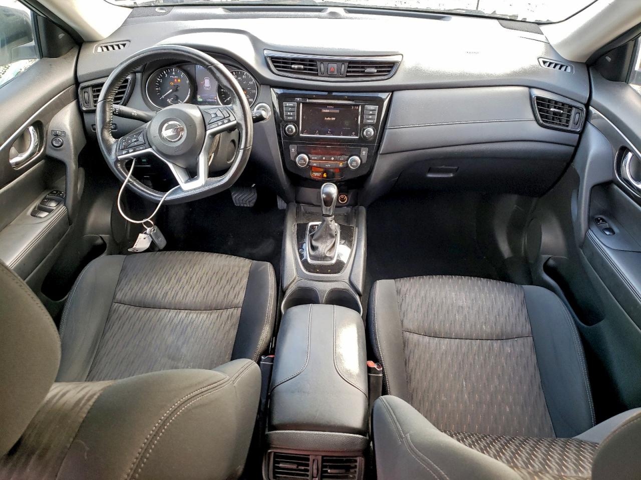 2018 NISSAN ROGUE S photo 8